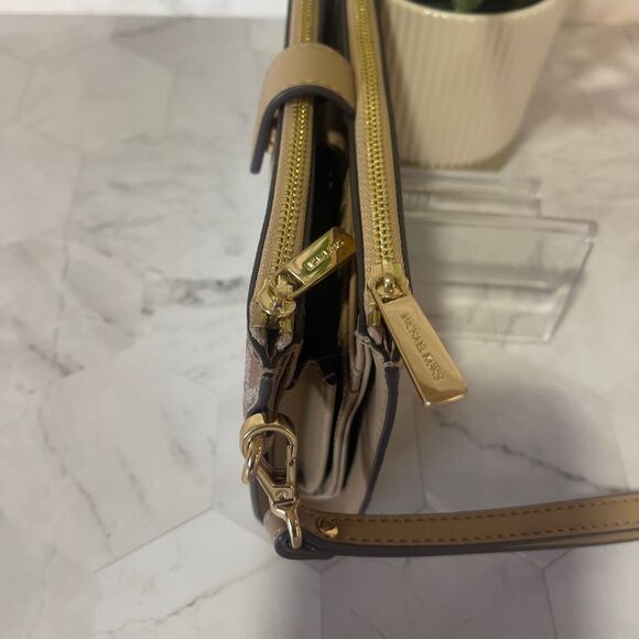 Michael Kors Ombré Double Zip Wallet Wristlet Camel - Picture 4 of 11